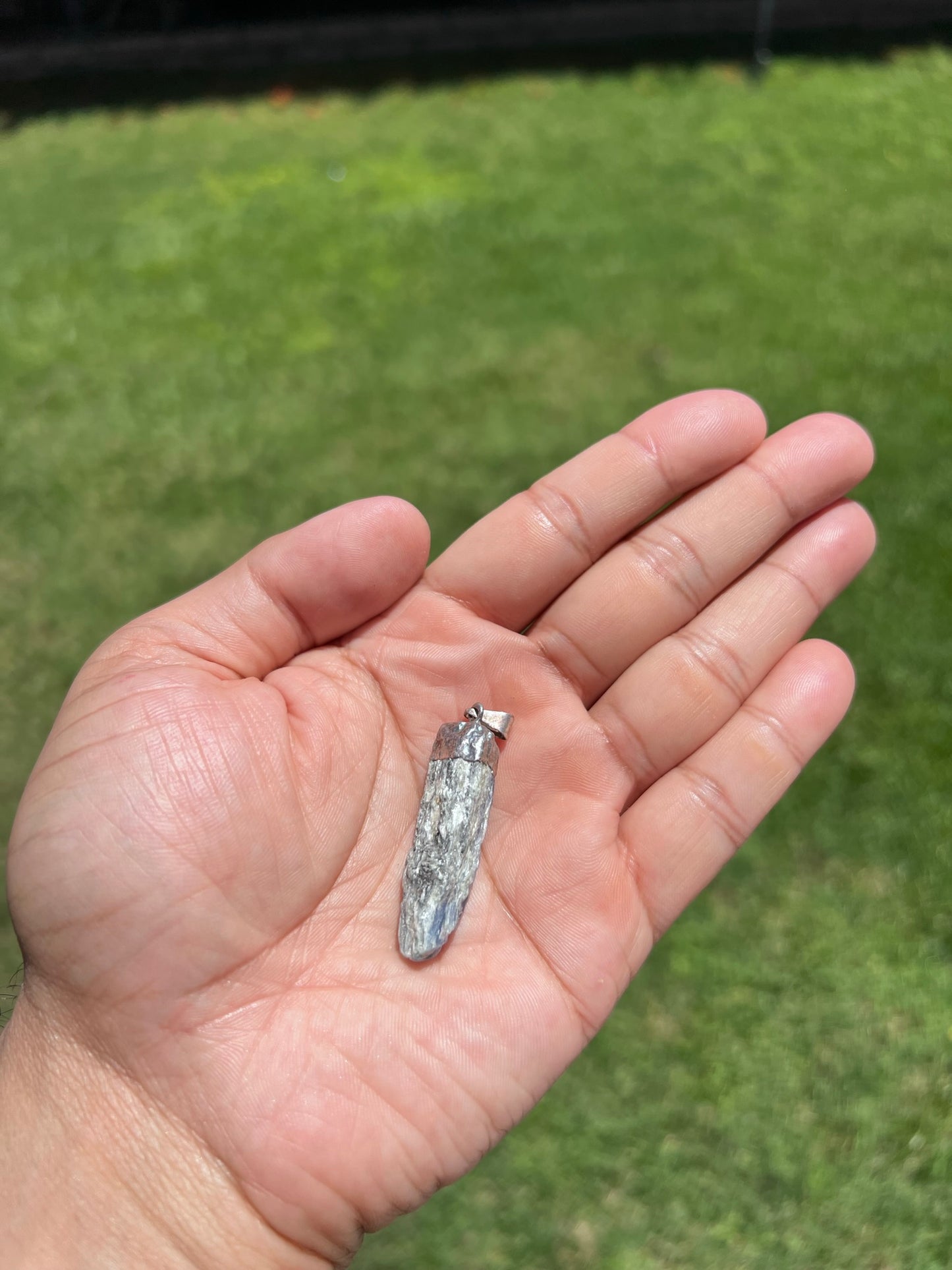 š Kyanite Crystal Handcrafted Pendant - Align Your Chakras & Speak Your Truth š