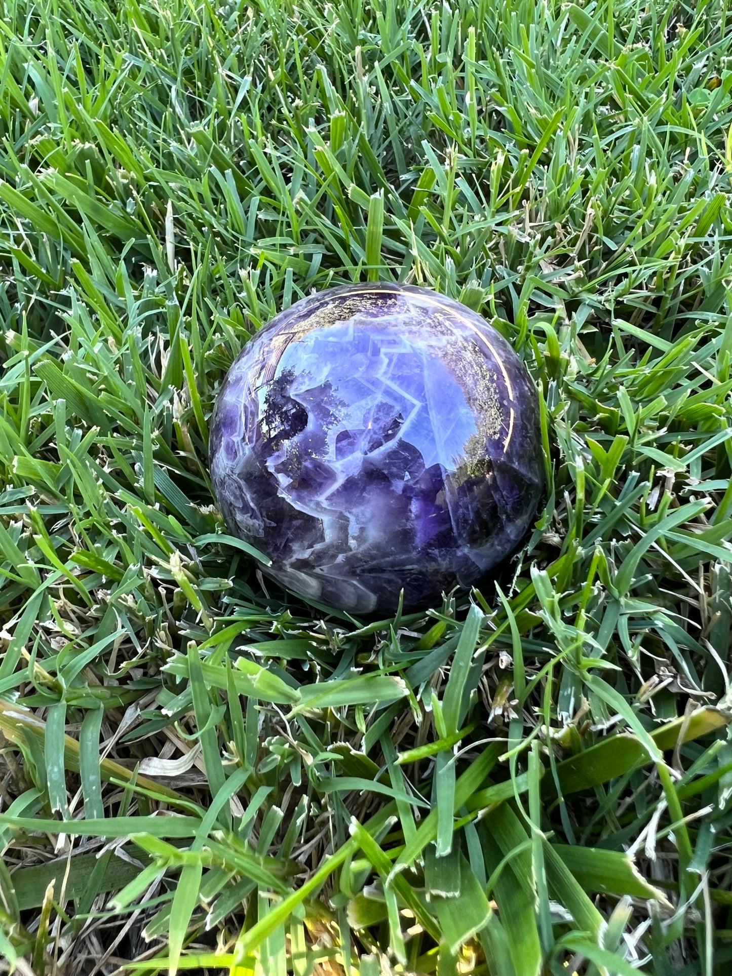 Embrace Serenity with a Majestic Amethyst Sphere š®