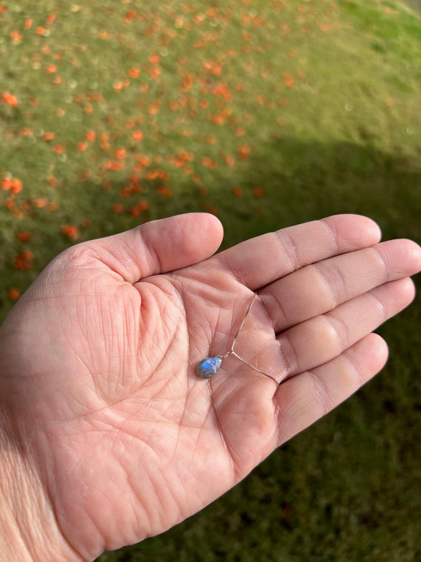 ⨠Unleash Your Magic with a Madagascar Labradorite Pendant! â¨