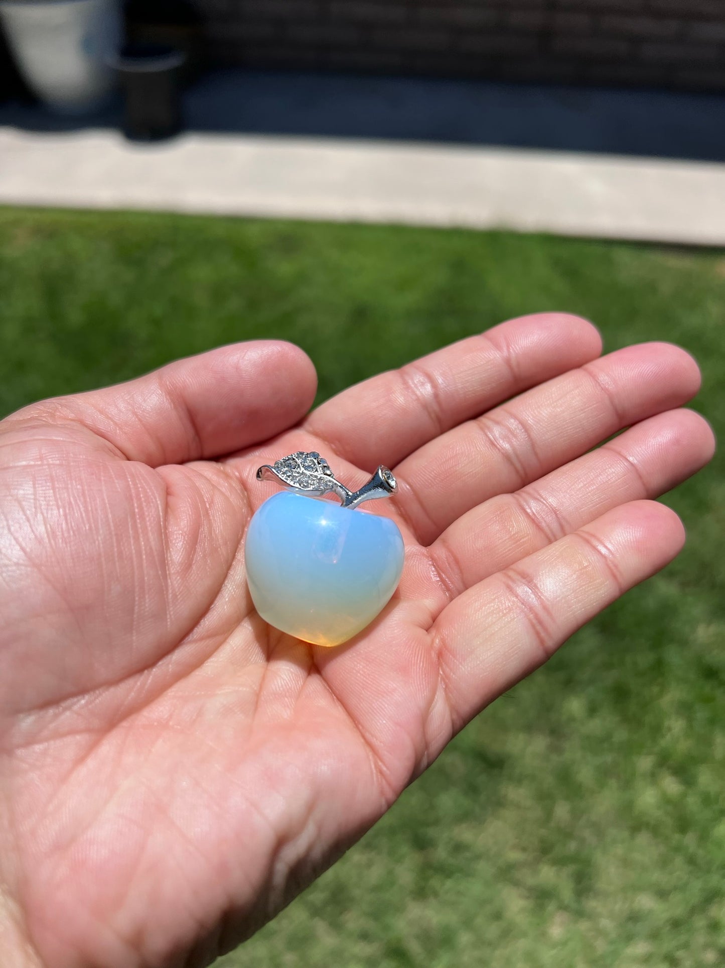 Bite into Crystal Magic with a Crystal Apple šāØ