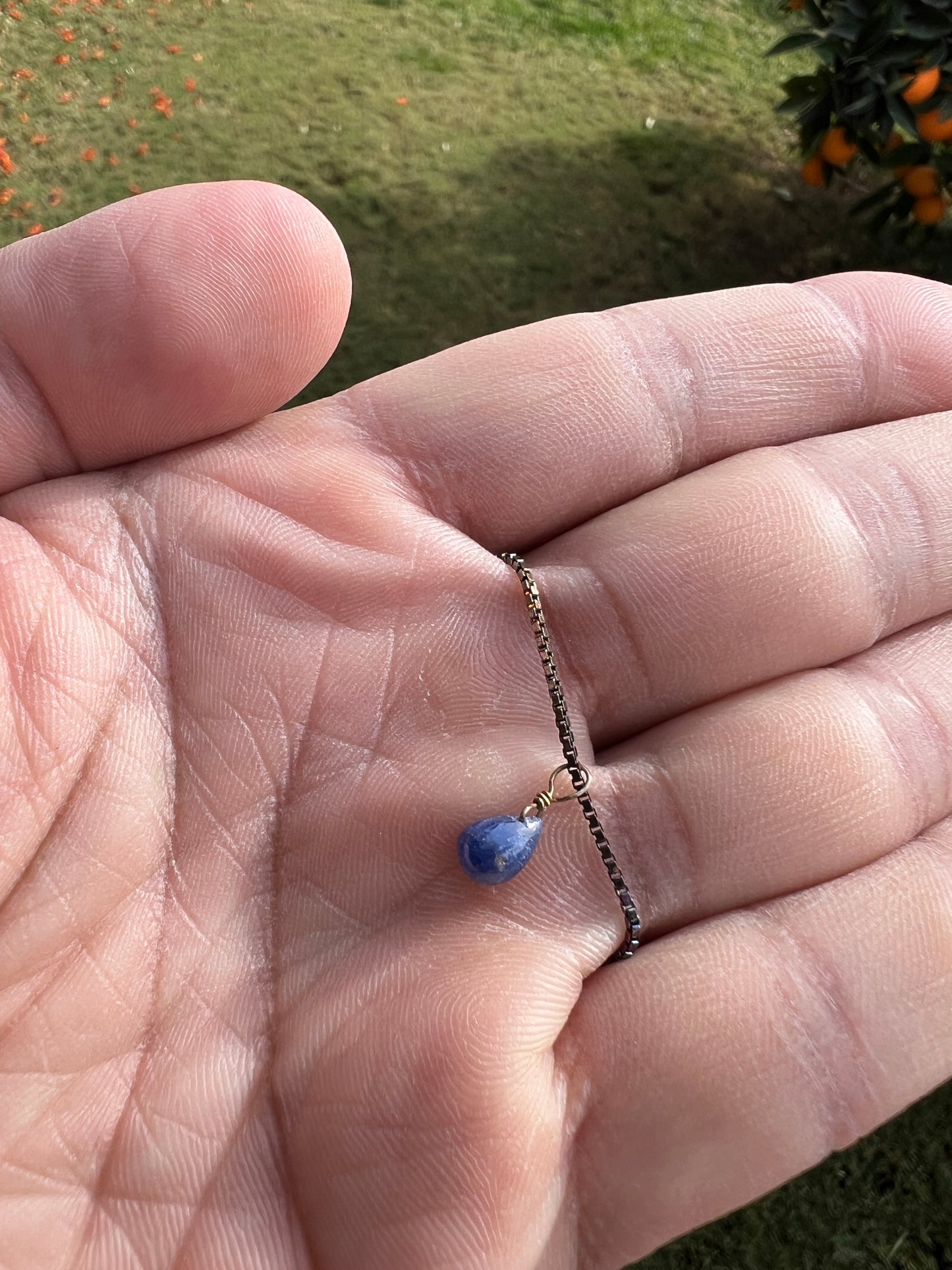 š Embrace Wisdom & Intuition with a Burmese Sapphire Pendant! š
