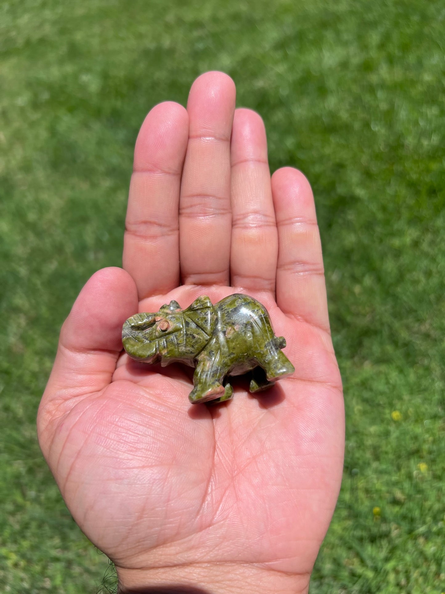 Welcome Wisdom & Balance with a Crystal Elephant šāØ